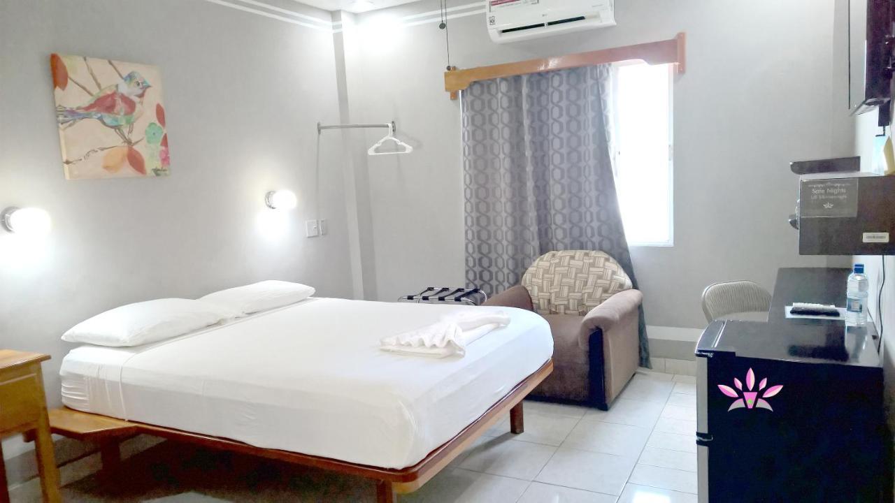 Maya Bella Downtown Hotel 산 이그나시오 외부 사진